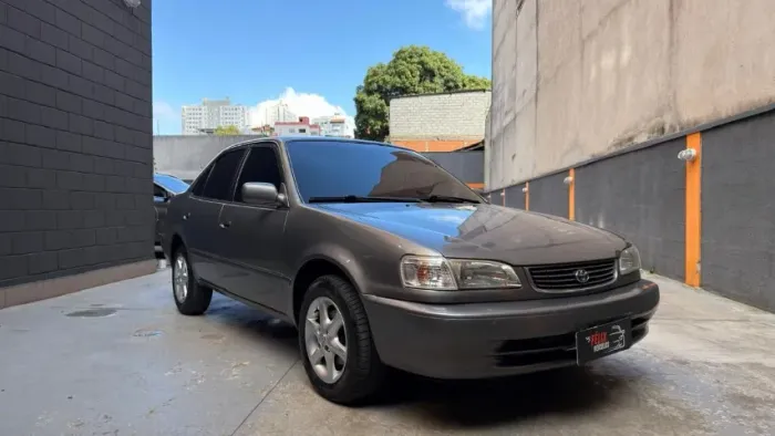 Toyota Corolla XEI 1.8/1.8 Flex 16V Aut. 2001