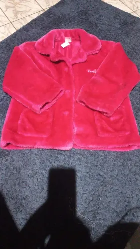 Roupas infantil de frio.