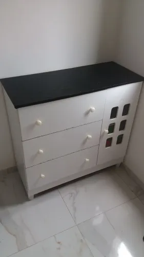 CÔMODA+ARMÁRIO DE COZINHA