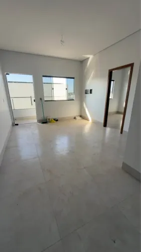 ~ APARTAMENTO NO BAIRRO DO TREM