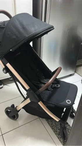 Carrinho para bebê da Maxi Cosi 