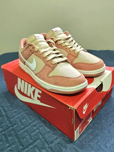Tênis Nike Dunk Low Retro PRM