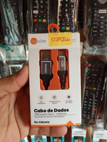 Cabo para celular USB