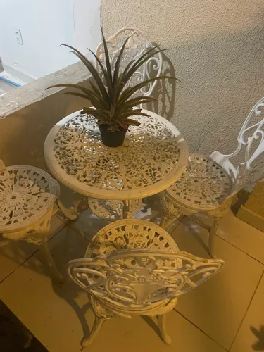 Conjunto mesa em ferro 2.850,00 - Parquelandia