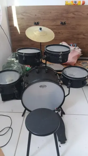 Bateria infantil