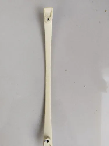 Puxador Alça curva amarelo fosco 