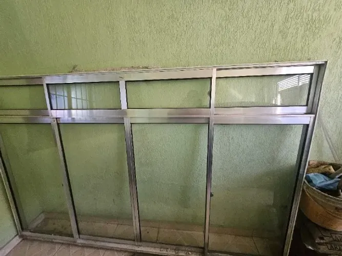 Janela de Alumínio e vidro