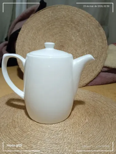 Bule branco chá ou café porcelana desaine cerâmica 700 ml