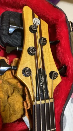 De Oliveira Mirage 5 cordas