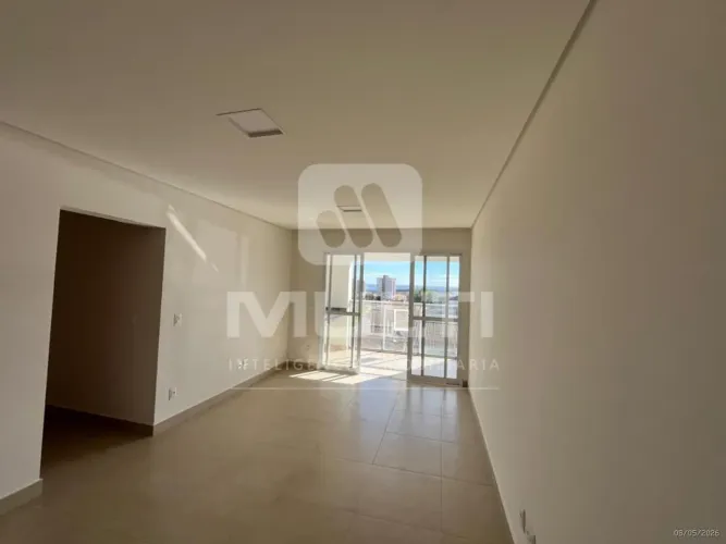 Apartamento - ALTO UMUARAMA