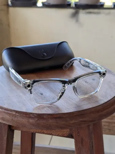 Ray-Ban Meta Wayfarer Transparente Edição Limitada