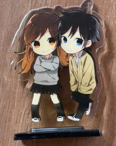 Stand de acrílico anime - horimiya - 11 cm