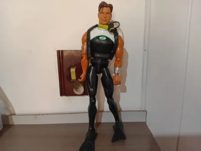 Boneco Max Steel Mergulhador