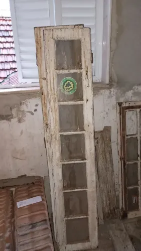 3 bandas de janelas antigas de 1930 alt 1,50. alt 0,3