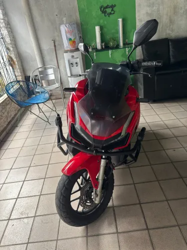 ADV muito nova