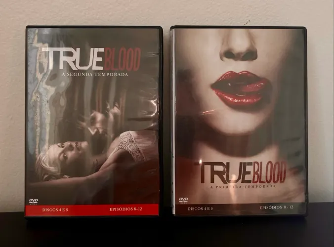 Box true blood 1a e 2a temporada, completo.