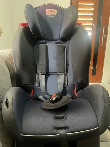 Vende-se cadeira de carro, para crianças!