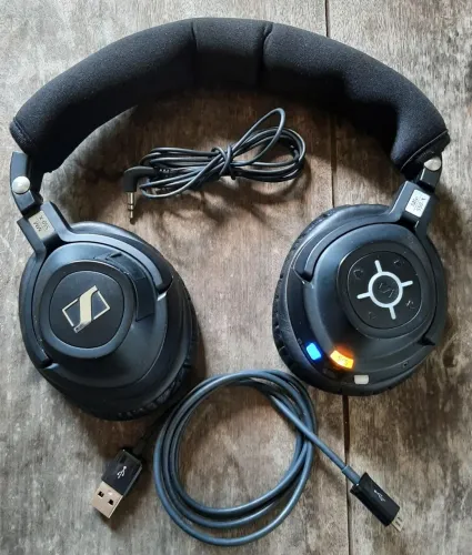 Fone Bluetooth Sennheiser MM-550X