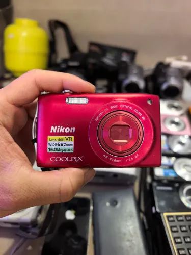 Camera cybershot Nikon s3300