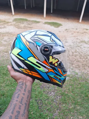 Capacete LS2