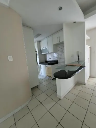Imóvel para venda possui 82 metros quadrados com 3 quartos em Renascença - São Luís - MA
