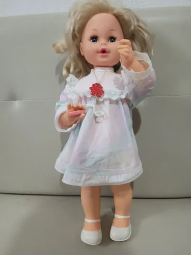 Boneca Bolinha de Sabão da Estrela funcionando (não vem o copinho)