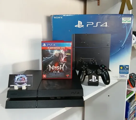 PS4 FAT 500GB. Garantia 3 meses e pasta térmica renovada aqui na LOJA FABGAMES.