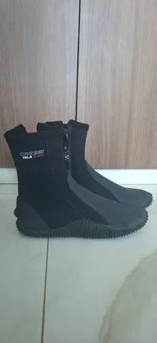 Bota de Neoprene
