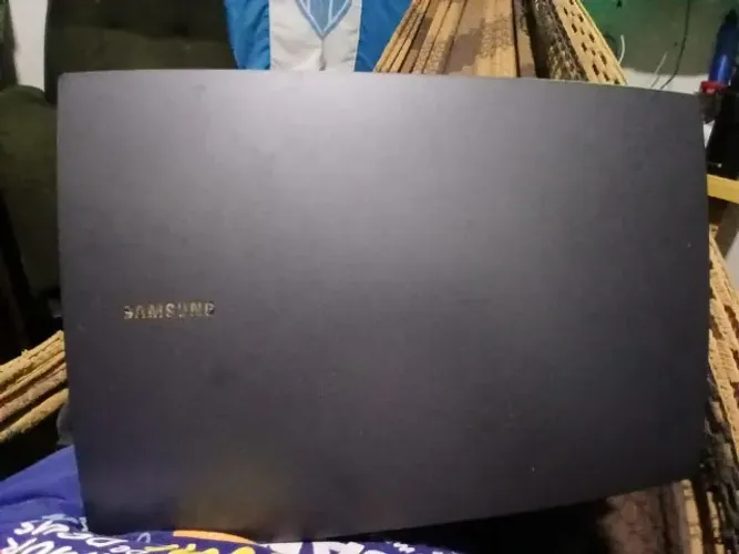 VENDO NOTEBOOK SAMSUNG