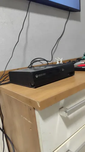 Xbox 360 Super Slim Para tirar peças