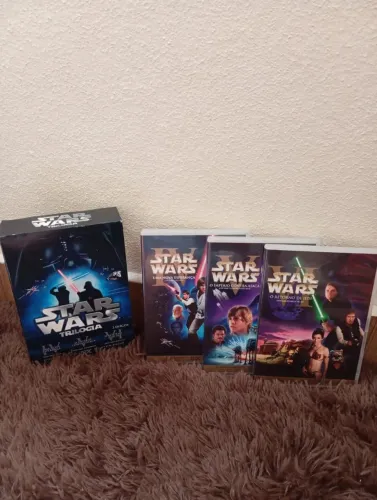 Box Trilogia Star Wars (Episódios IV, V e VI) em DVD.