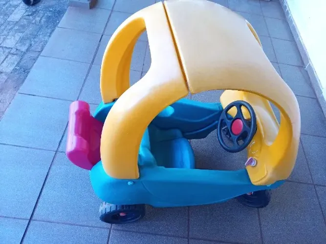 Carrinho de Passeio Little Tikes Cozy Coupe Clássico Anos 90 - Super Conservado