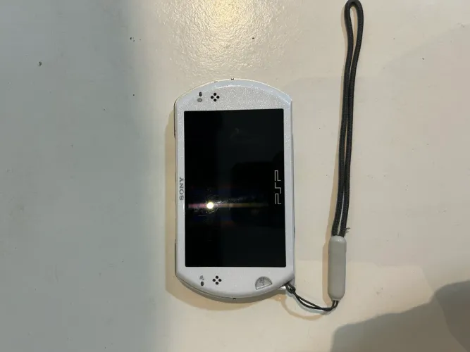 PSP GO