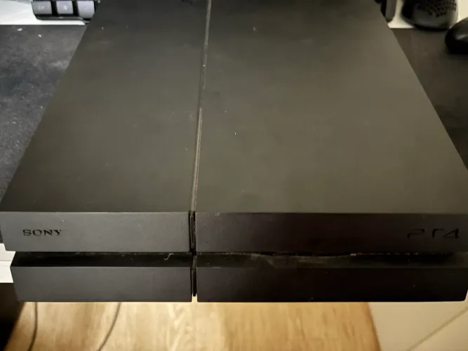 Ps4 Fat 500 Gb 2 controles