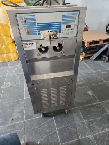 Máquina de sorvete soft italiana 