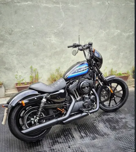 IRON 1200 2019 com apenas 16.000KM - HARLEY DAVIDSON