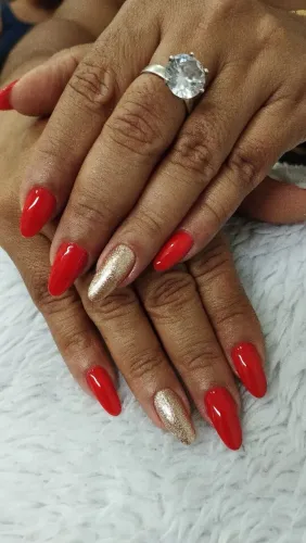 Vaga pra manicure 