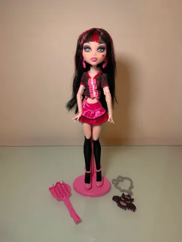 DRACULAURA MONSTER HIGH G1