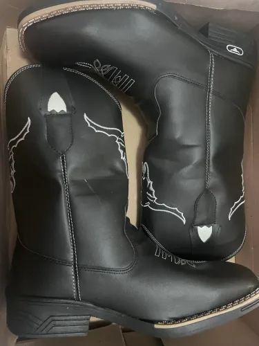 Bota country sertanejo