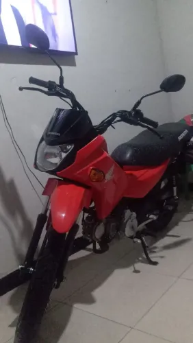 Vendo pop 2026 2027 com 800 rodado moto de garagem