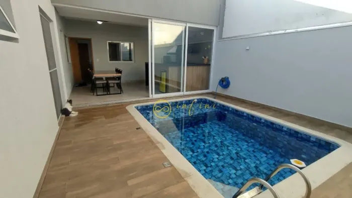 Casa Térrea de Condomínio com 3 quartos, todos suítes à venda, 153 m² por R$ 1.300.000 - C