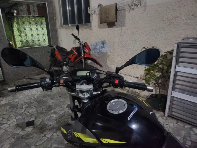 Retrovisor modelo F-800 rosca YAMAHA