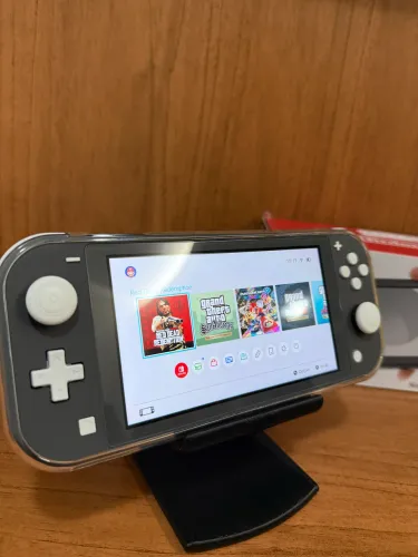 Nintendo Switch Lite (Desbloqueado)