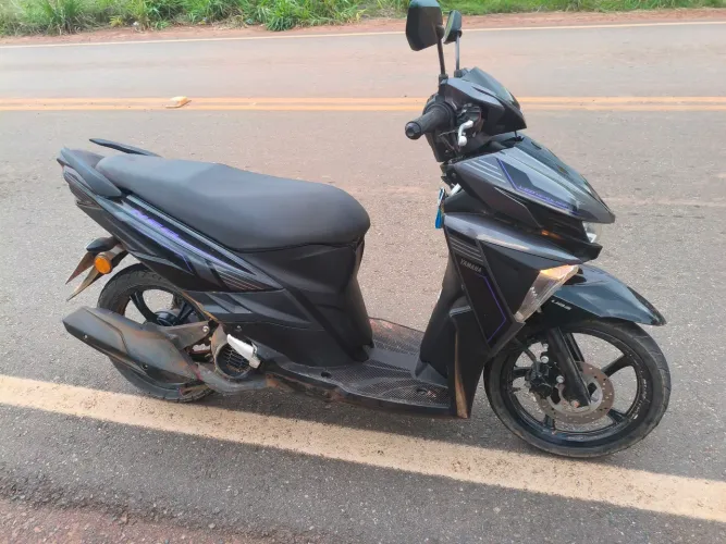 Neo 125 automática 2024 seminova, excelente estado de conservação, única dona.