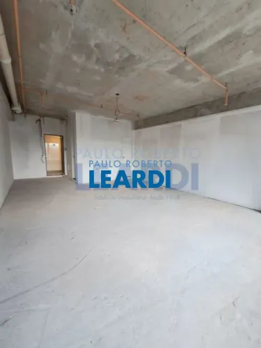 CONJ. COMERCIAL - EMPRESARIAL 18 DO FORTE - SP