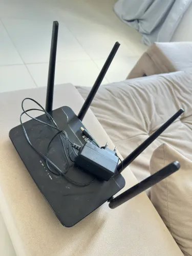 Roteador 4 antenas