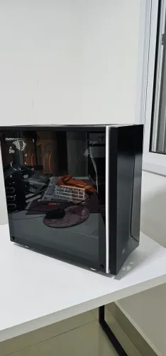 Gabinete em vidro temperado Carbide SPEC-06 RGB ? Preto