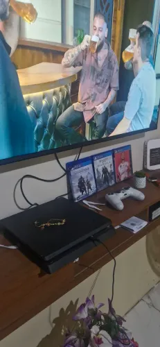 Vendo um ps4