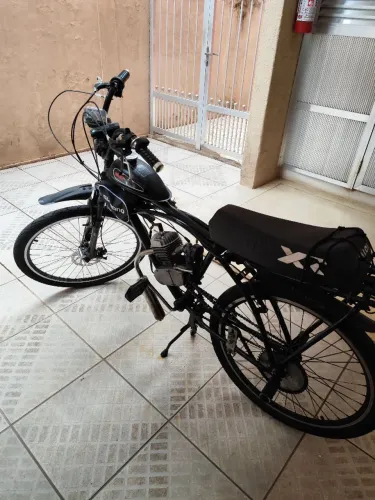 Bicicleta Motorizada 80cc 2T (Estilo Mobilete)