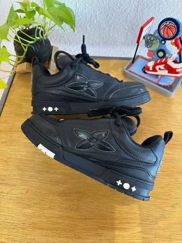 Louis Vuitton Skate Black